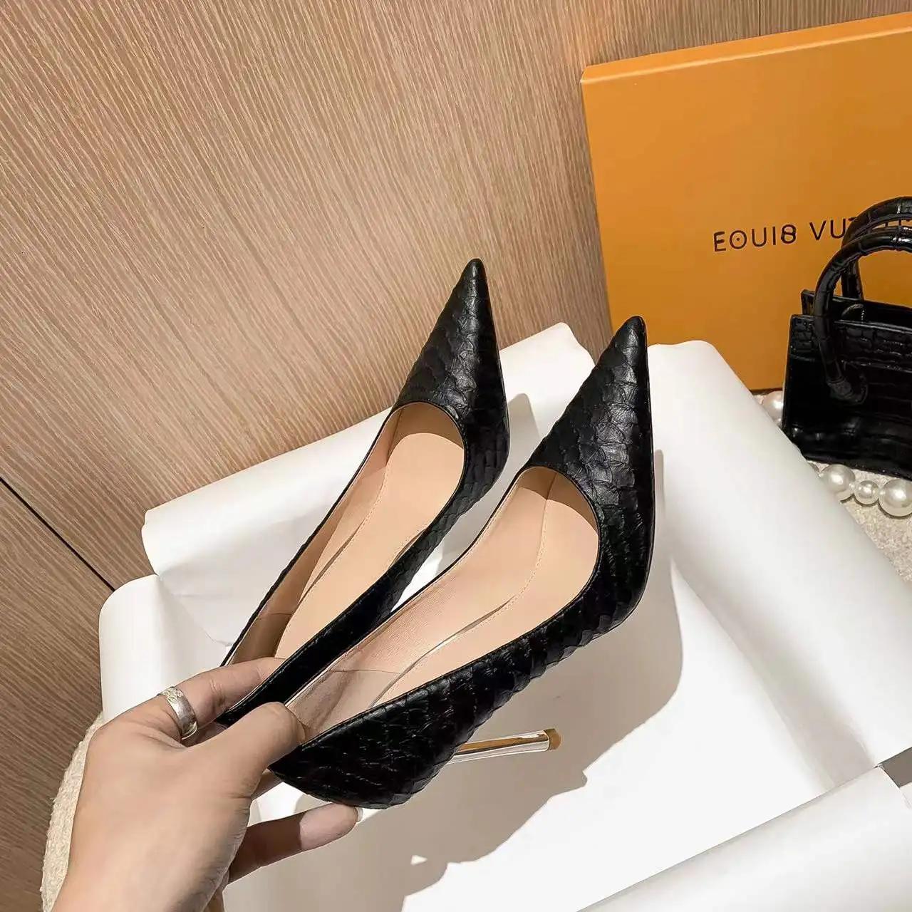 

Новые белые туфли-лодочки на очень высоком каблуке-шпильке, женские офисные туфли с острым носком, вечерние туфли на тонком каблуке, женские рабочие модельные туфли на высоком каблуке 39 чёрный