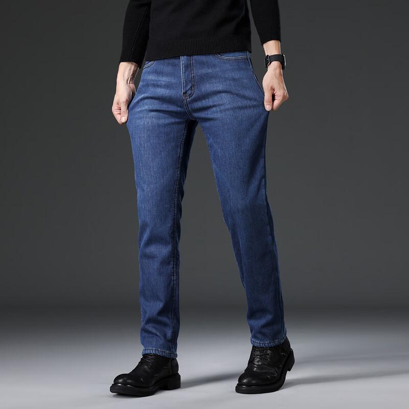 JEEP Men's Fleece-Lined Straight Fit Jeans