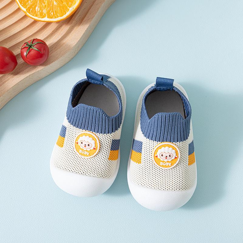 Детские тапочки для улицы весна и лето мягкая подошва нескользящая дышащая обувь с одной педалью для новорожденных малышей 16