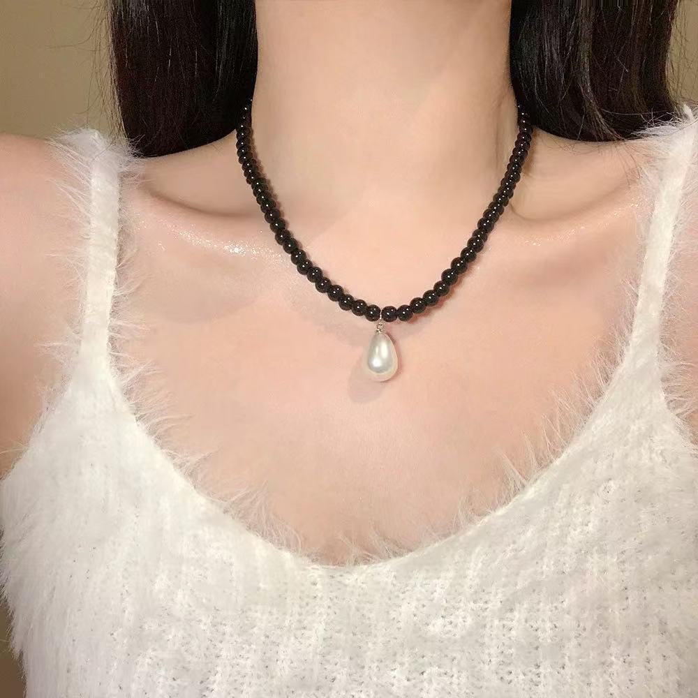 Water Drop Pearl Beaded Necklace Women's New Popular Collarbone Chain High-end Sweater Chain Neck Chain Accessories Autumn and Winter