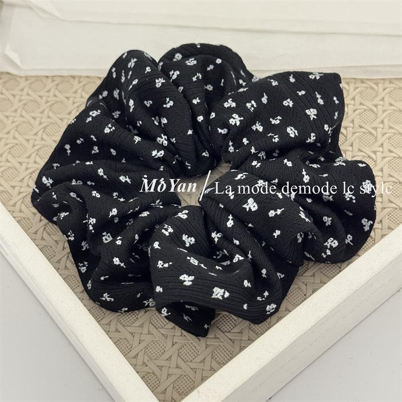 

Casual Korean Floral Print Scrunchy Hair Tie Vintage Ruffled Fabric Hair Accessory for Women Elastic Hair Band for Bun Ponytail