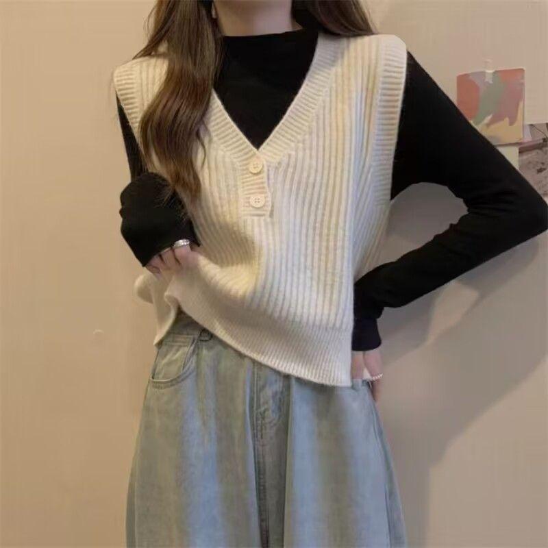 Women's Short Knitted Vest Autumn and Winter Sleeveless V-neck Sweater Retro