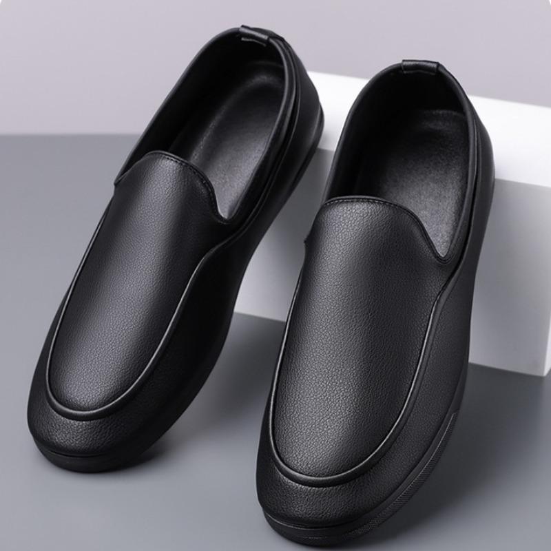 Fashion Soft Leather Shoes for Men Luxury Cowhide Casual Shoes Classics Black Business Shoe Mens Loafers Soft Driving Shoes Oxford Flats