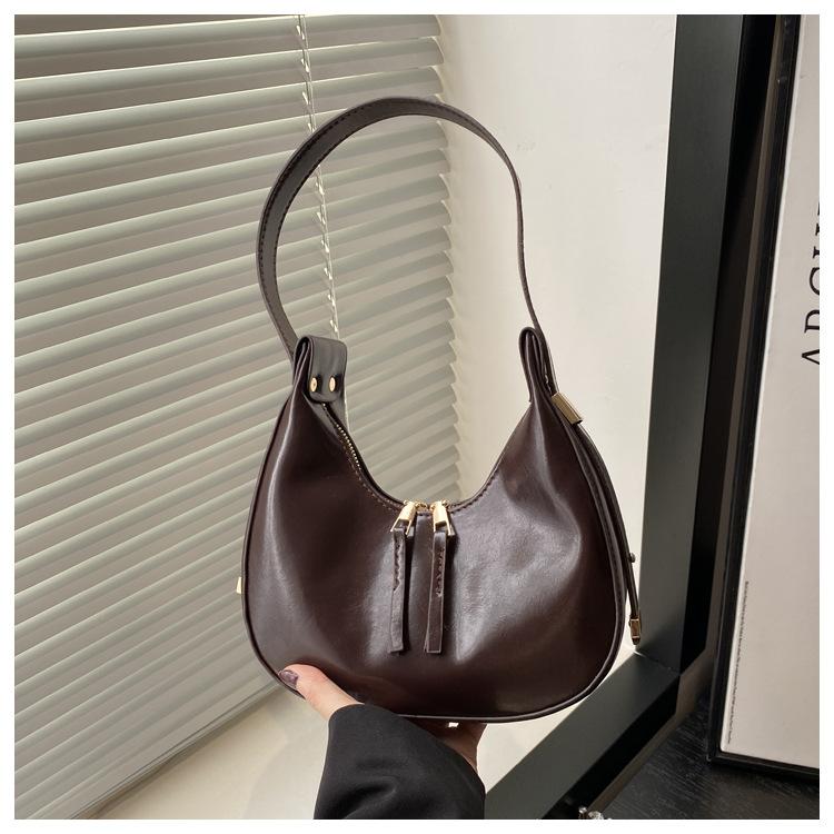 

Underarm bag women s 2025 new high-end niche design women s retro popular bag this year portable shoulder bag