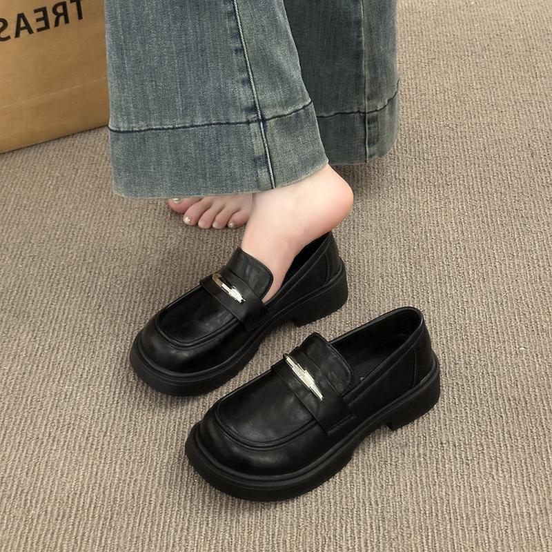 Platform loafers women's one-pedal 2025 new autumn and winter black versatile jk shoes retro British style small leather shoes
