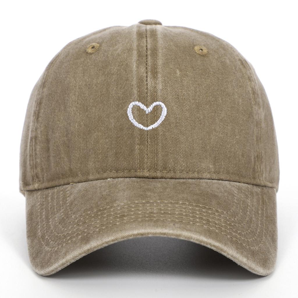 Embroidered Heart Cotton Baseball Cap With Curved Brim For Casual Outdoor Wear