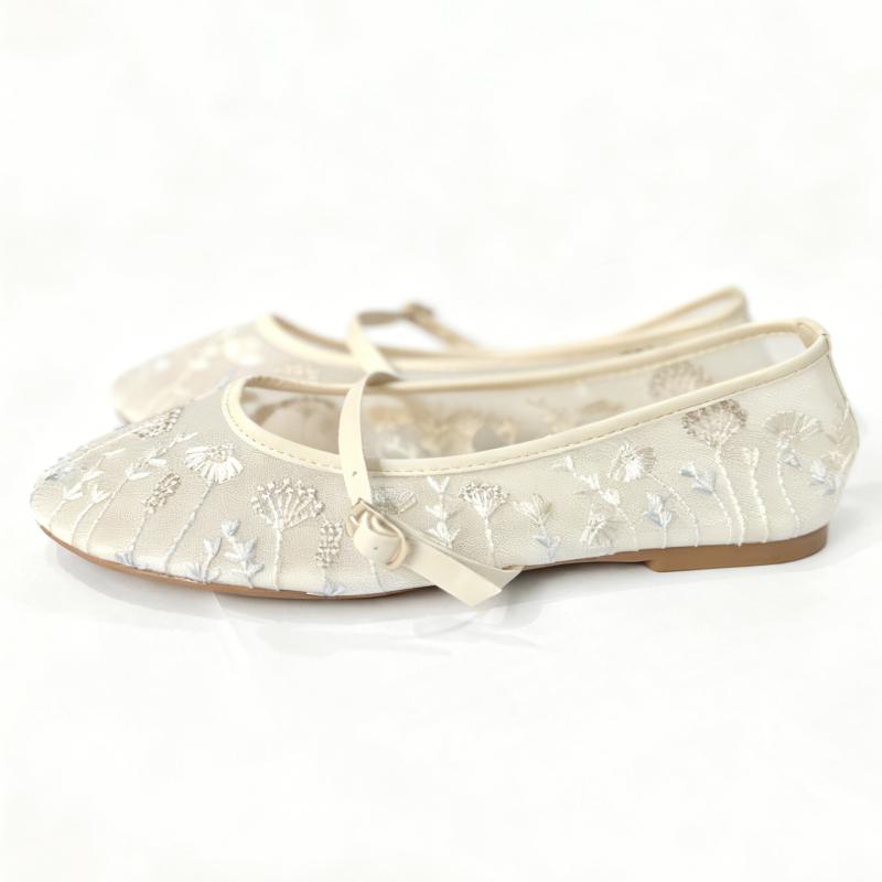 Elegant Embroidery Mesh Ballet Flats Women Fashion Round Toe Narrow Buckle Mary Jane Shoes Light Soft-soled Comfort Women Shoes
