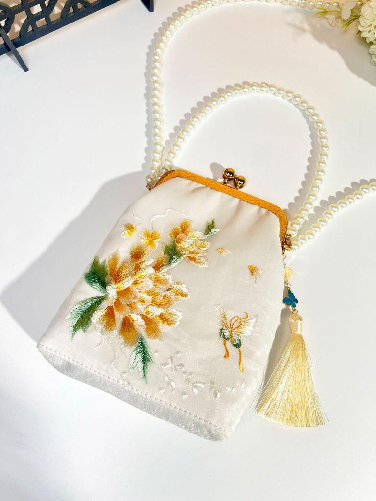 Ancient Style Single Shoulder Crossbody Cheongsam Bag with Embroidery Clasp Handbag