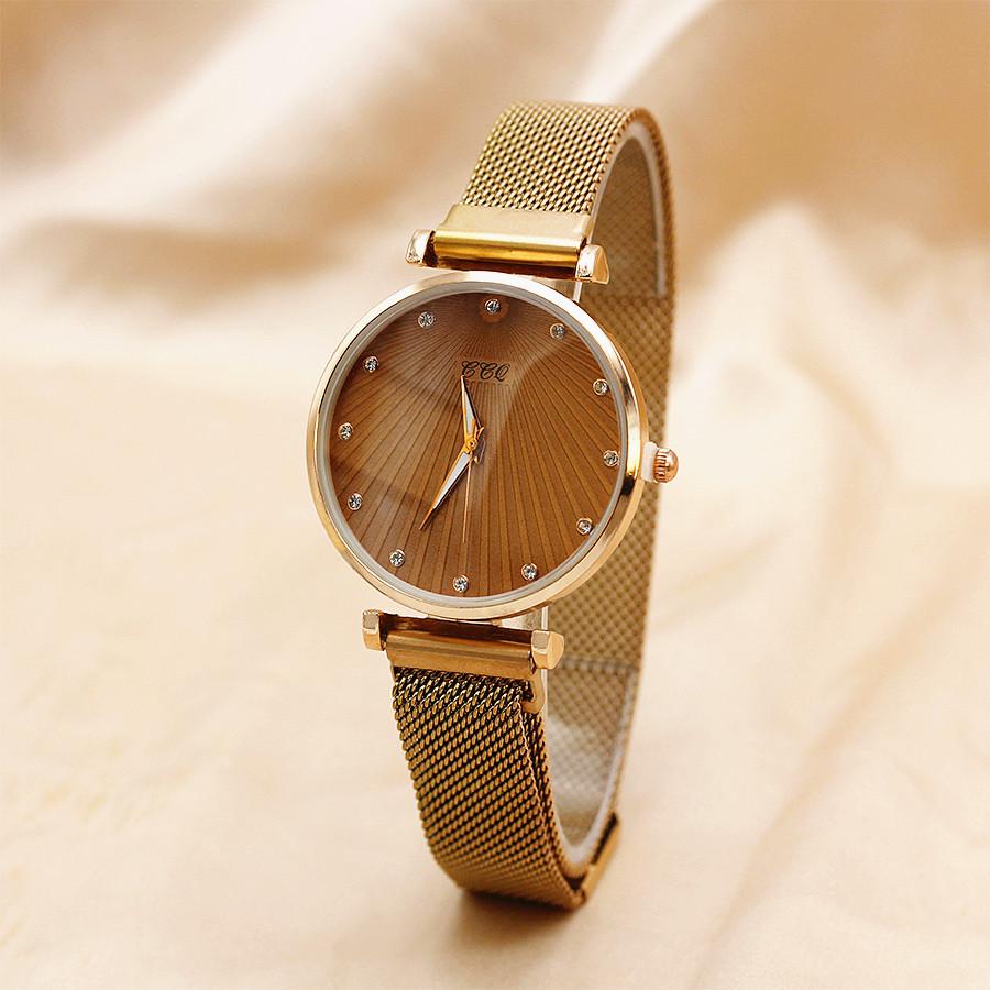 New Stereo Literal Quartz Bracelet Watch Female Jewelry Magnetic Mesh Belt Watches Ladies Clock Luxury Women Dress Wristwatches