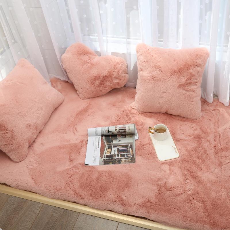 Imitation Rabbit Fur Carpet Fluffy Children's Bedroom Rug Modern Living Room Coffee Table Foot Mat Plush Bay Window Sofa Cushion