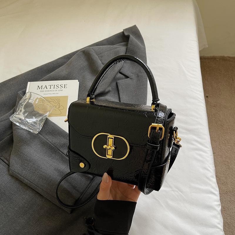 

Small bag women s summer versatile new fashion messenger bag popular small square bag чёрный