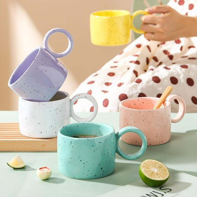 Korean Style Creative Ceramic Coffee Mug with Handle Simple Coffee Mug Couple Home Office Water Cups Coffee Mugs Tea Drinkware
