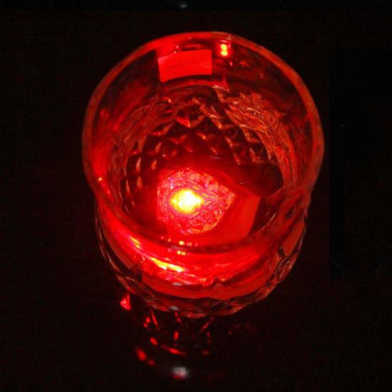 Fankeao Deep Sea Diamond Shape Underwater LED Fishing Light Squid Strobe Bait Lure Tool