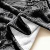 VIKAMA Gothic Barock Totenkopf Überwurf Dunkler Blumendruck Flanell Decke Weich Warm Sofa Bett Überwurf Halloween Heimdeko Geschenk