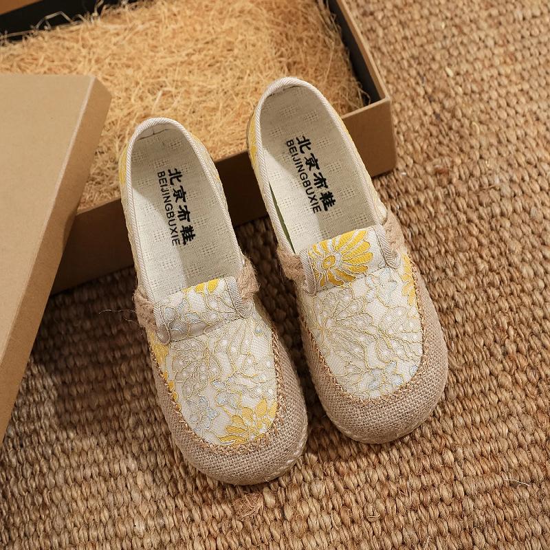 Customized old Beijing cloth shoes summer women's trend comfortable versatile soft sole non-slip mesh one pedal lazy fisherman shoes