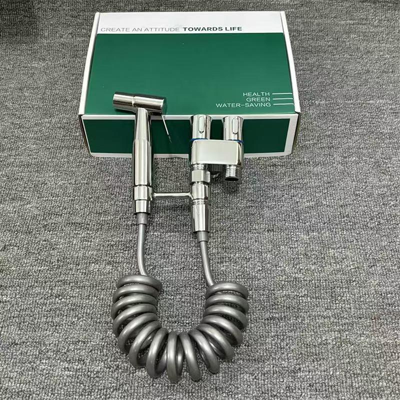 

Комплект для биде из нержавеющей стали с двумя выходами и угловым клапаном