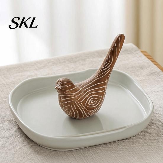 Unique Retro Bird Home Accessories Resin Ornaments, Wood Color Figurine, Handmade Carved Country Living Ornaments Decorative Statue for Farmhouse