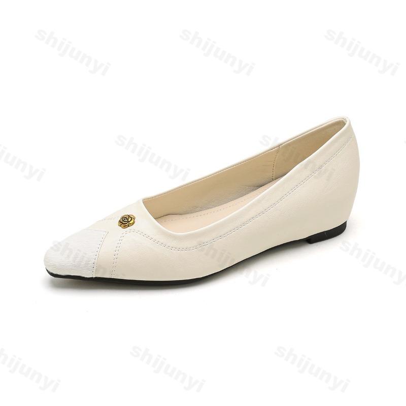 Woman Flat Shoes Fashion Pointed Toe Elegant Metal Flower Decoration Slipon Shallow Shoes Comfortable Soft Height Increase Flats