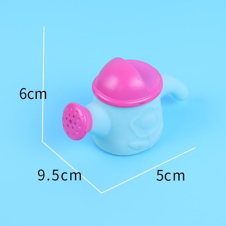 Baby Bath Toys Soft Rubber Water Spray Colorful Animals Model Squeeze Sound Spraying Beach Bathroom Toys for Infant Kids Gift