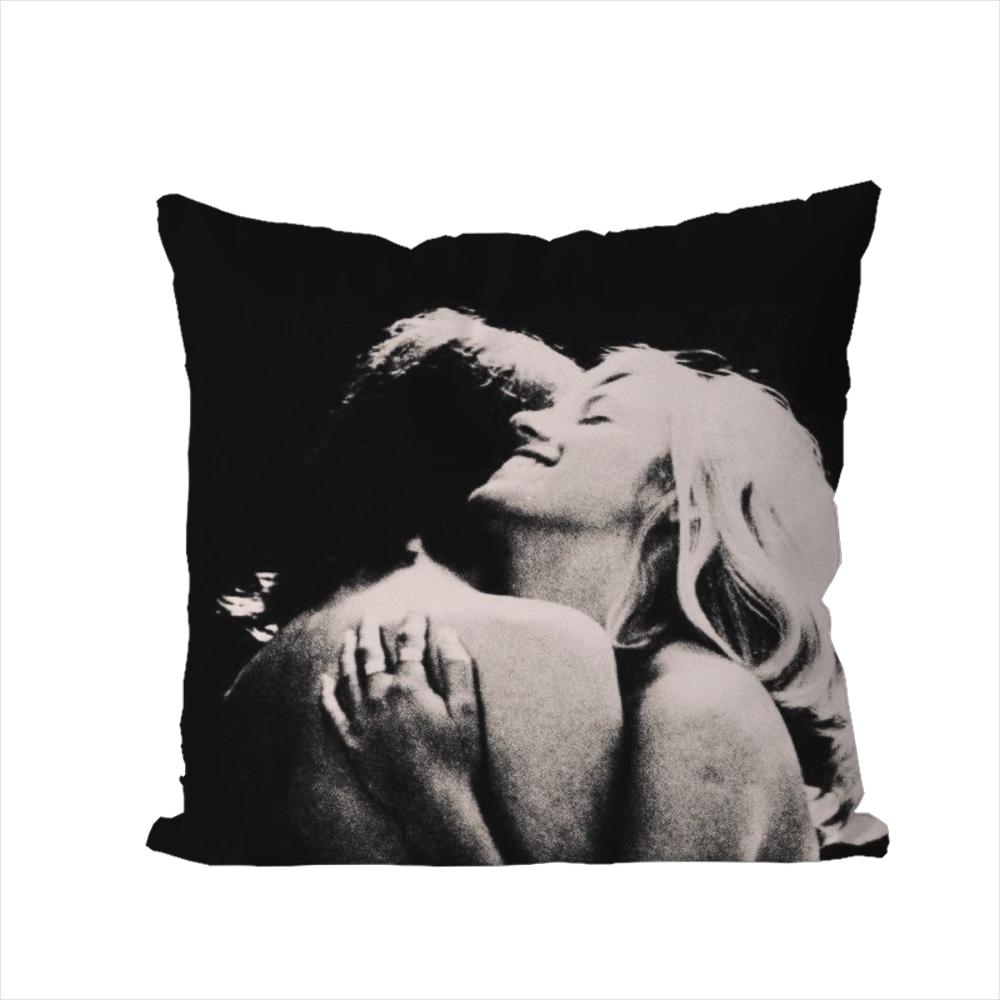 

TV Girl Pillow Case For Car Sofa Decorative Home Doublesided Print Plush Square Throw Pillow Cushion Cover 30x30cm