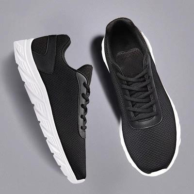 2023 Summer New Style Flying Mesh Shoes - Lightweight, Stylish Men's Sports Shoes for Outdoor Running.