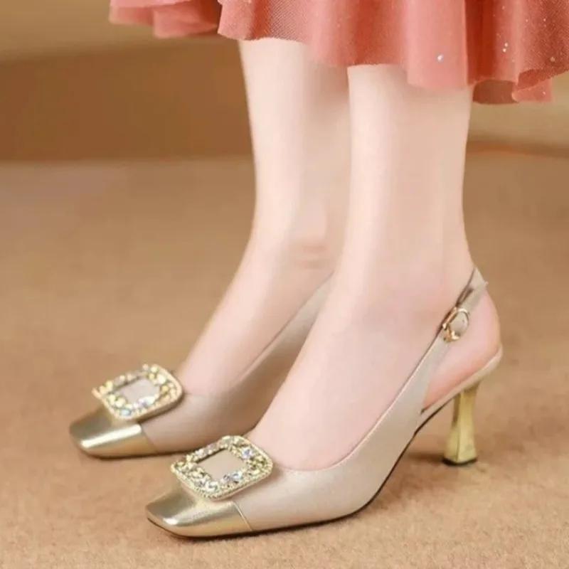 

Модные туфли на высоком каблуке с квадратной пряжкой из стразов, ремешком на пятке, тонким каблуком, одинарные туфли, летние элегантные сандалии с открытой пяткой и закрытым носком для женщин 35 шампанского