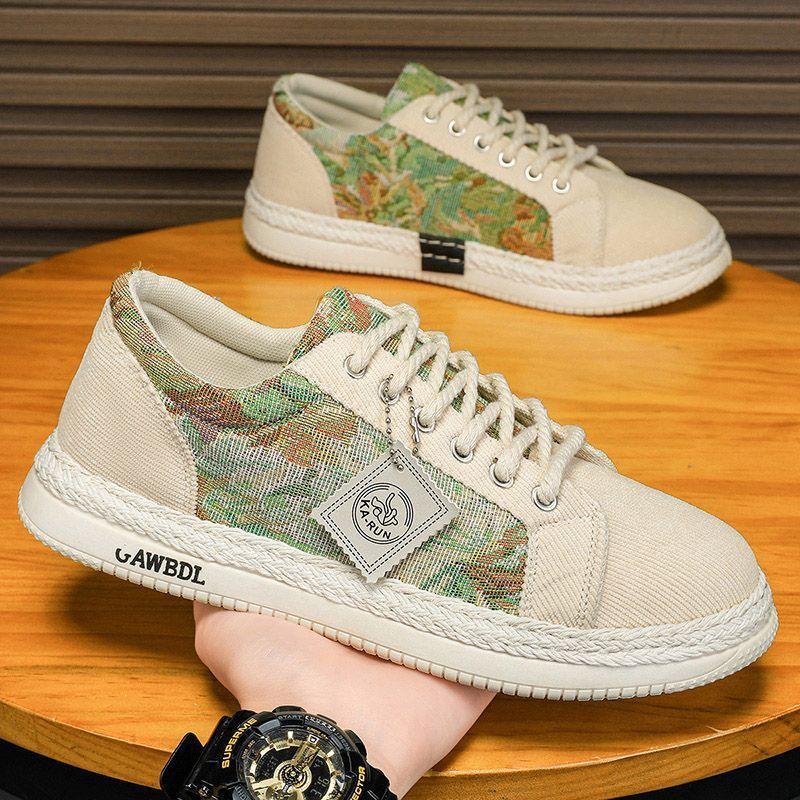 Men's shoes new spring breathable deodorant board shoes men's canvas shoes light and comfortable soft sole low-top casual shoes