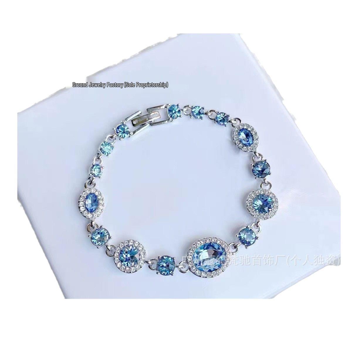 

Ji Family Women s Crystal Star Bracelet - Light Luxury Valentine’s Day Gift Rose Gold Round Starry Sky Bracelet