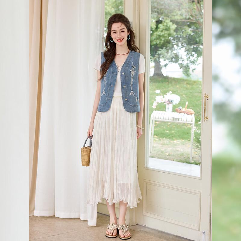 Bailuyu Vintage Washed Denim V-neck Embroidered Vest