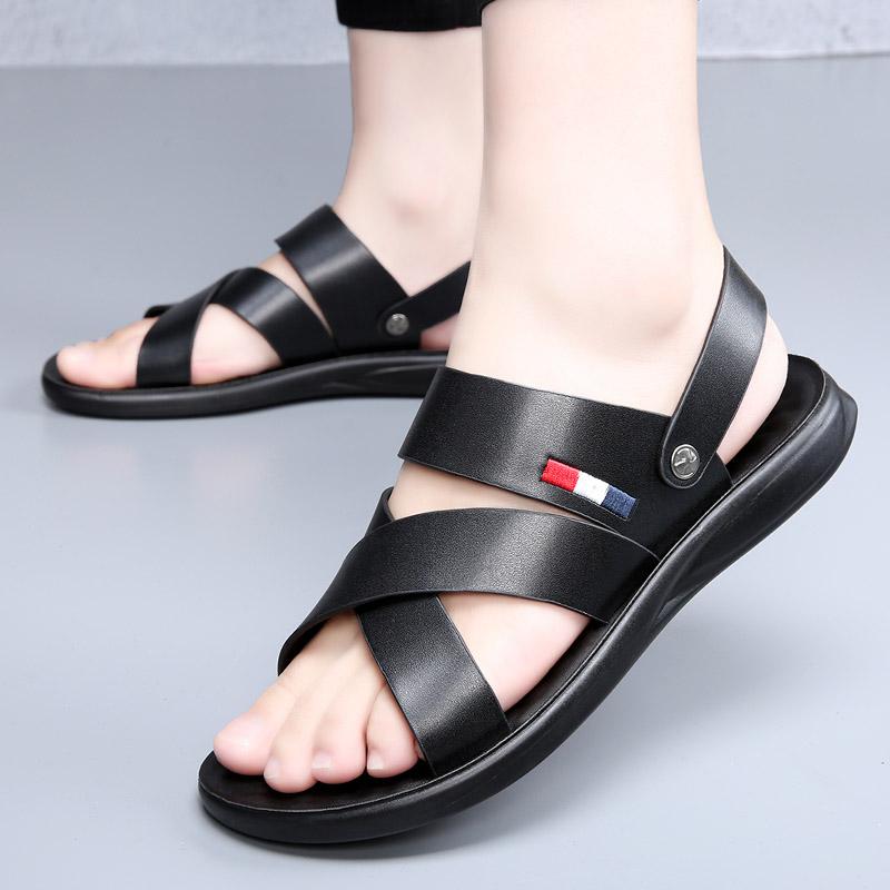 Sandali da uomo di marca estiva Sandali firmati Sandali da spiaggia in pelle da uomo Scarpe casual da esterno di alta qualità grandi