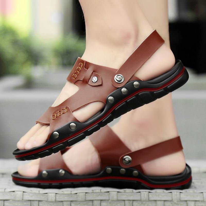 Fashion Summer New Men Sandals Black Brown Flat Heels Lightweight and Comfortable Beach Sandals Slippers British Gentlemen Sandals Large