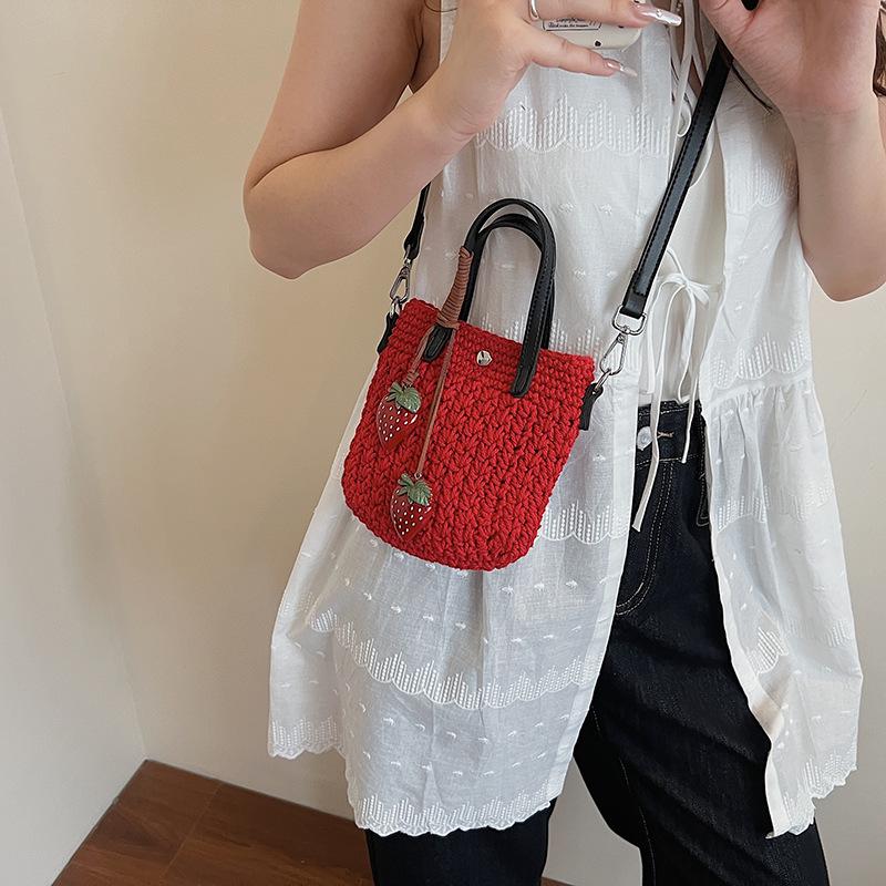 Seaside Vacation Shoulder Messenger Bag 2025 Summer New Simple Niche Hollow Woven Small Square Bag Women