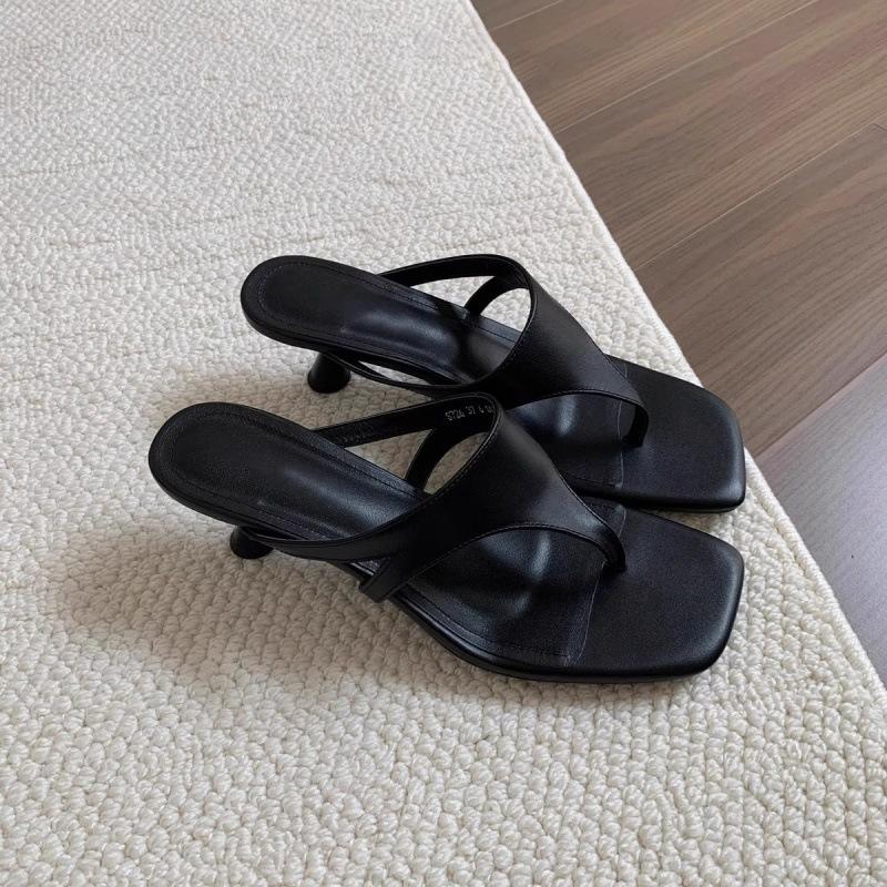 

French simple temperament toe stiletto sandals 2025 new outer wear flip-flops versatile word with cool slippers women 41 чёрный