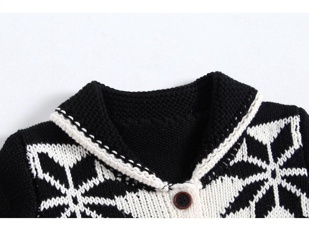 Unisex Baby Jacquard Color Block Lapel Cardigan: Thickened Knitted Outerwear for Infants and Toddlers