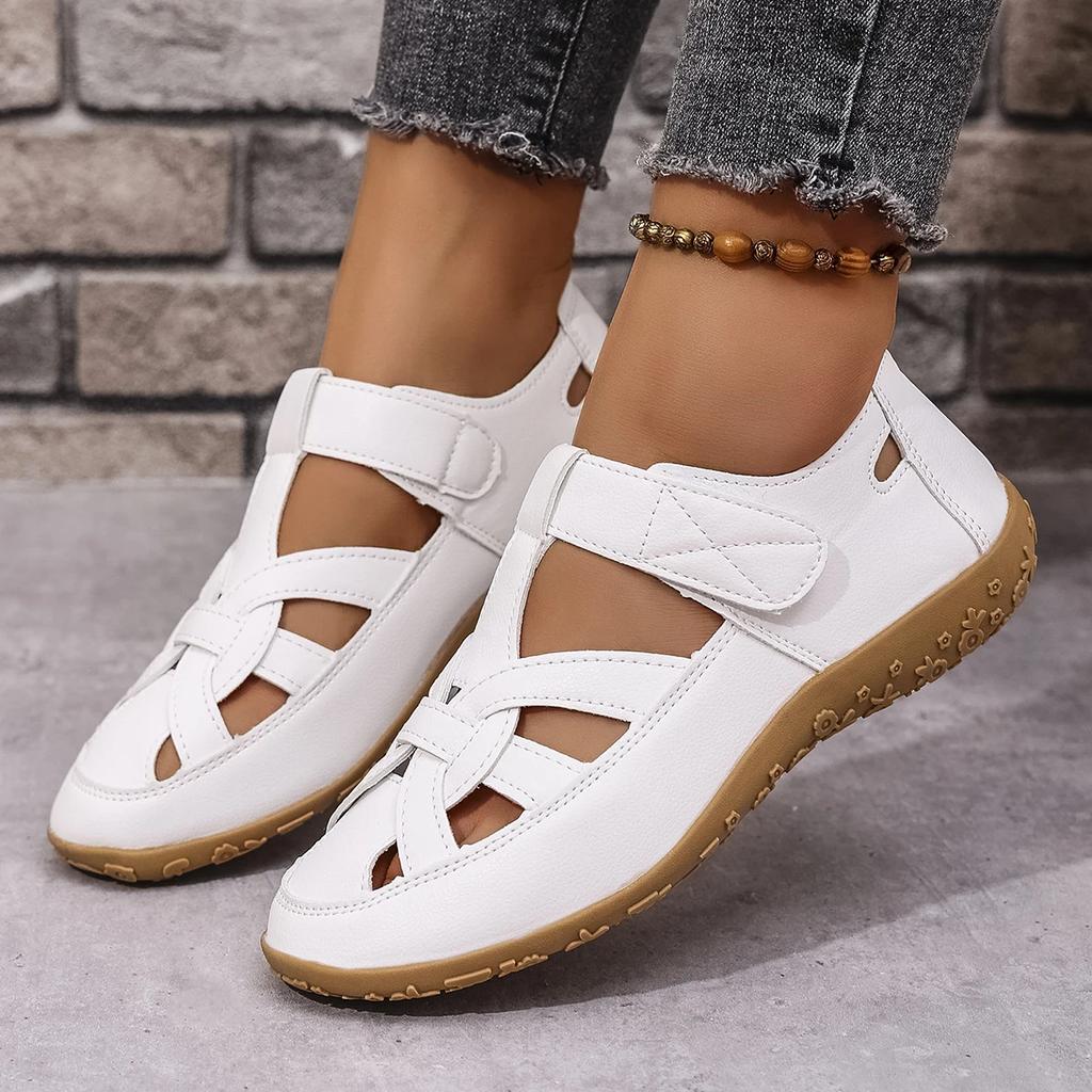Fashion New Women Sandals 2025 New Comfortable Flats Walking Ladies Sandals Covered Toe Beach Shoes Woman Fashion Outdoor Luxury Sandals
