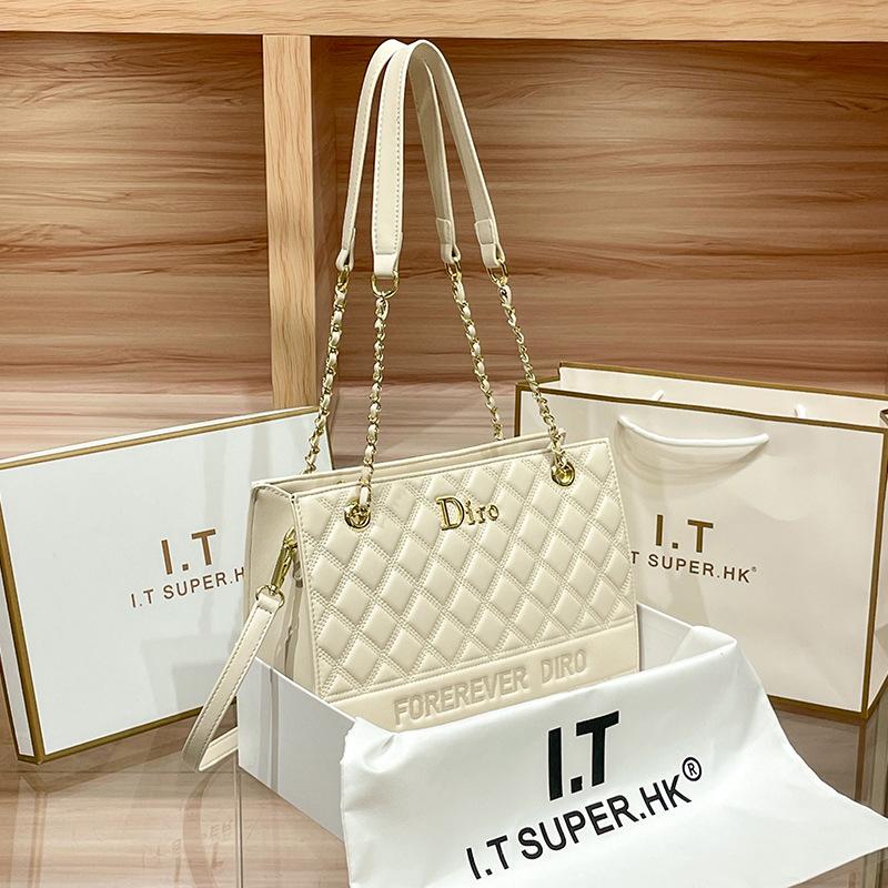 Bolsa Tote de Couro de Grande Capacidade para o Dia a Dia, Nova Bolsa Feminina de Corrente de Alta Qualidade, Bolsa de Ombro Único Transversal