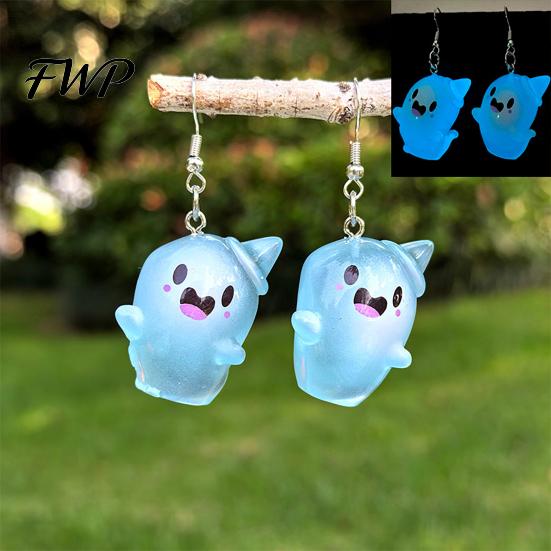 Unique Lightweight Jewelry Ghost Earrings Glow-in-the-Dark Pendant for Women Decor, Fun Cute Earrings, Necklace Halloween Cartoon