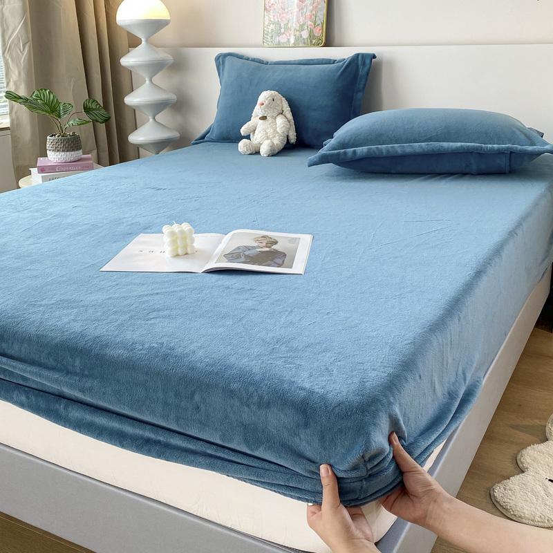 Winter Plush Elastic Fitted Sheet Couple Double Bedspread on The Bed Linen Mattress Pad Cover 90 150 180x200 Warm No Pillowcase