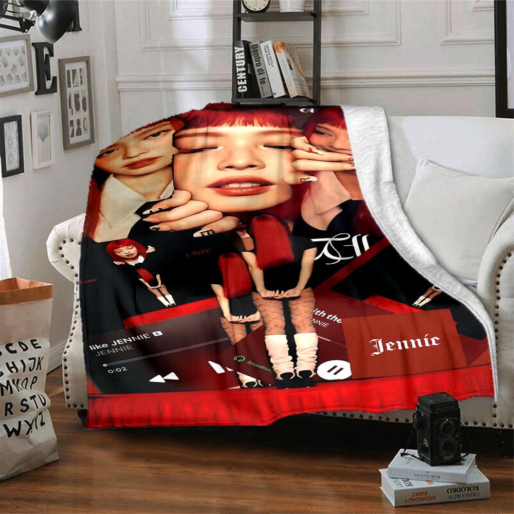 Bold Beauty Style Flannel Blanket Super Soft Warm Cozy Blanket for Sofa Bed Office Travel All‑Season Home Decor Gift