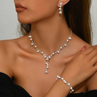 Simple and Exquisite Claw Chain Necklace Earrings Bracelet Set Three-piece Pearl Collarbone Chain Dinner Dress Accessories