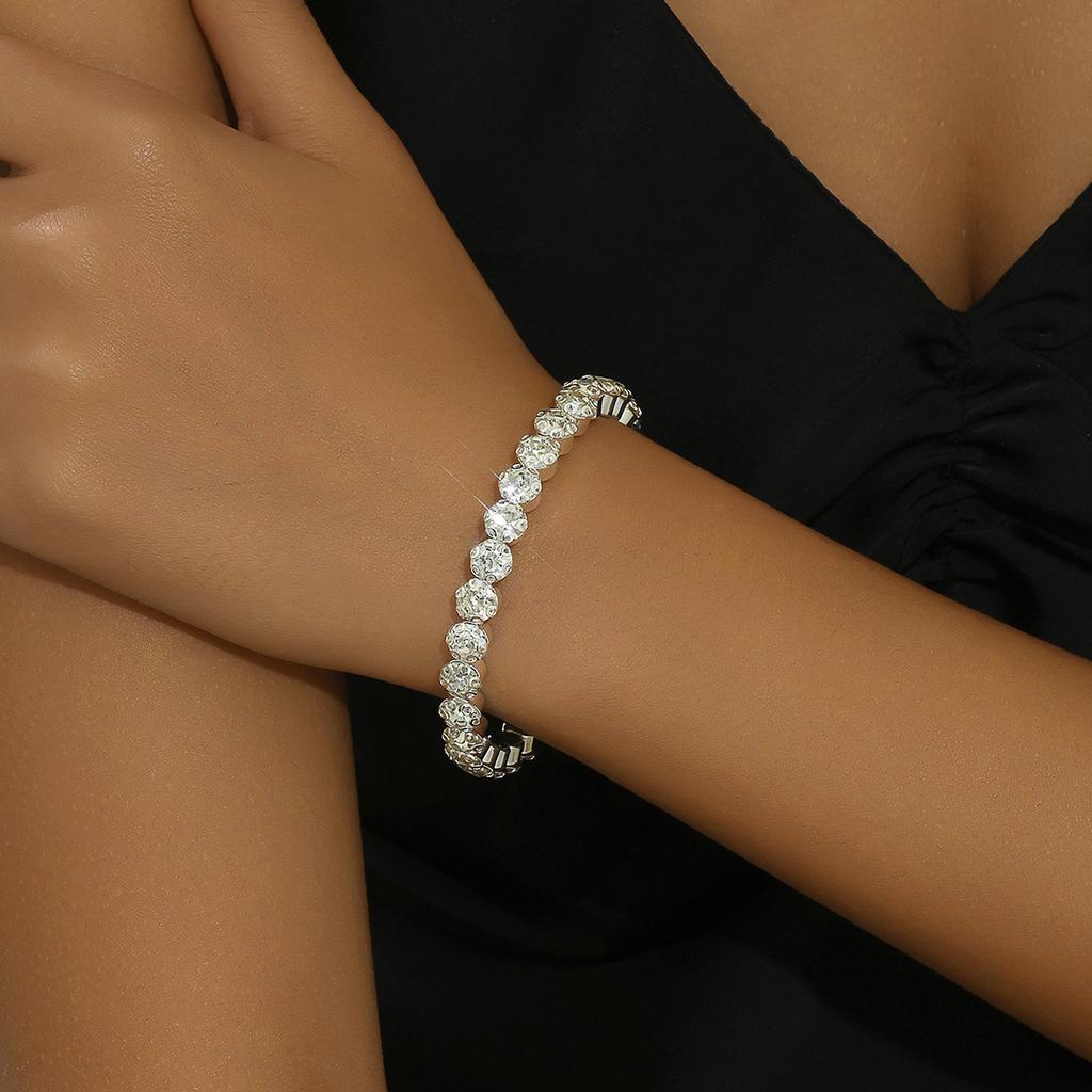 Fashion Accessories Niche Design High-End Sense Light Luxury Bracelet Bright Clothing Accessories Women'S Bracelet