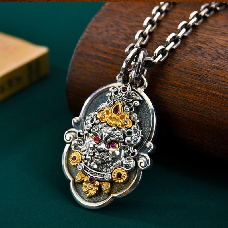 Love and Fashion2025New Yellow Wealth God Pendant Necklace for Men and Women, Fortune-Attracting and Wealth-Protecting Pendant, Fashionable and