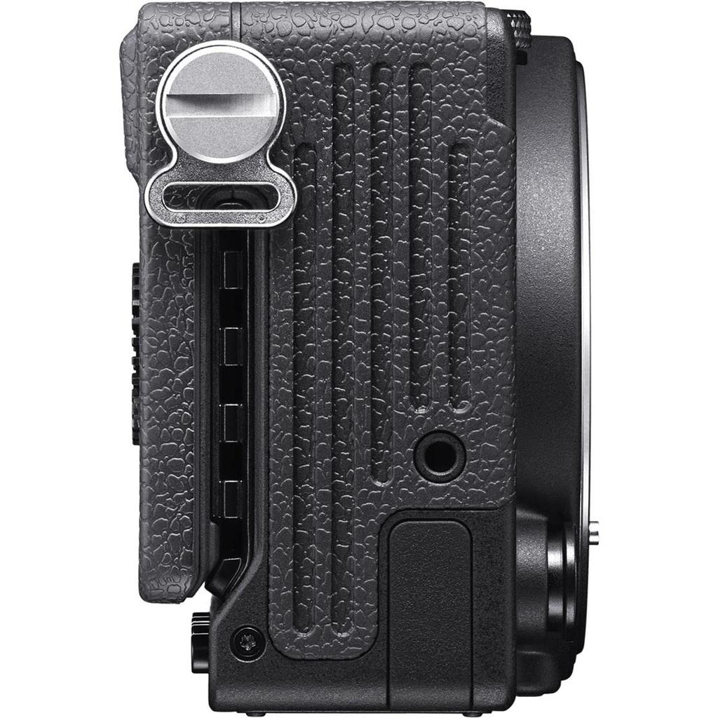 Sigma fp mirrorless camera body full-frame