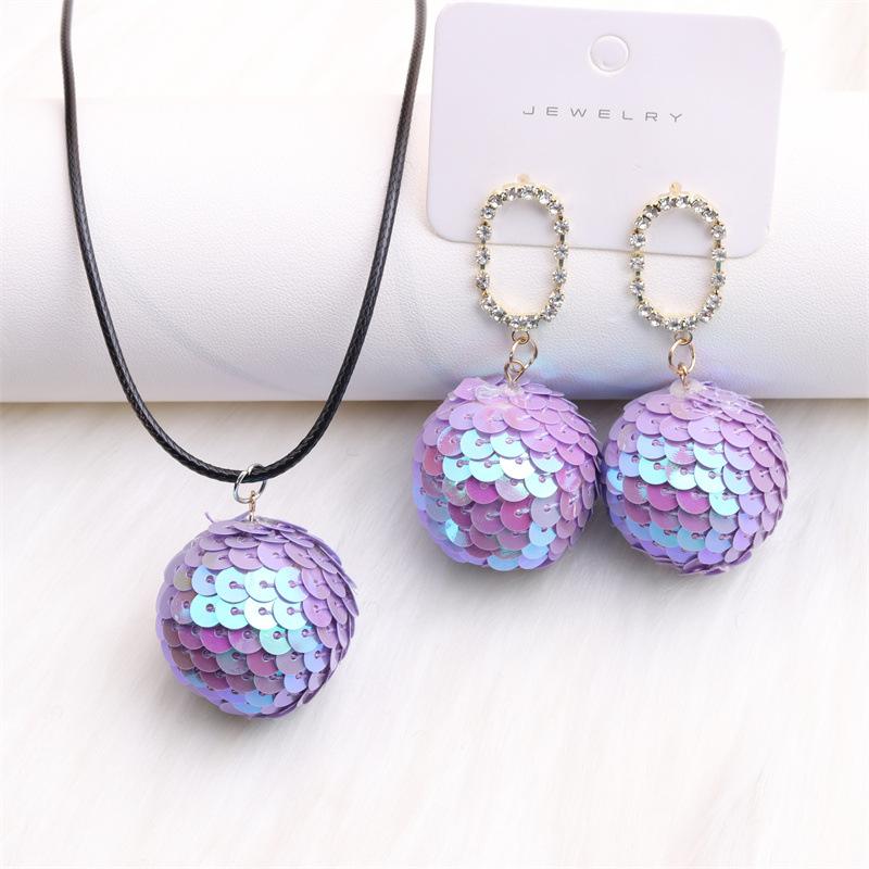 

3 pieces of women s new colored sequins, round ball earrings, necklace set, personalized and simple retro design accessories set