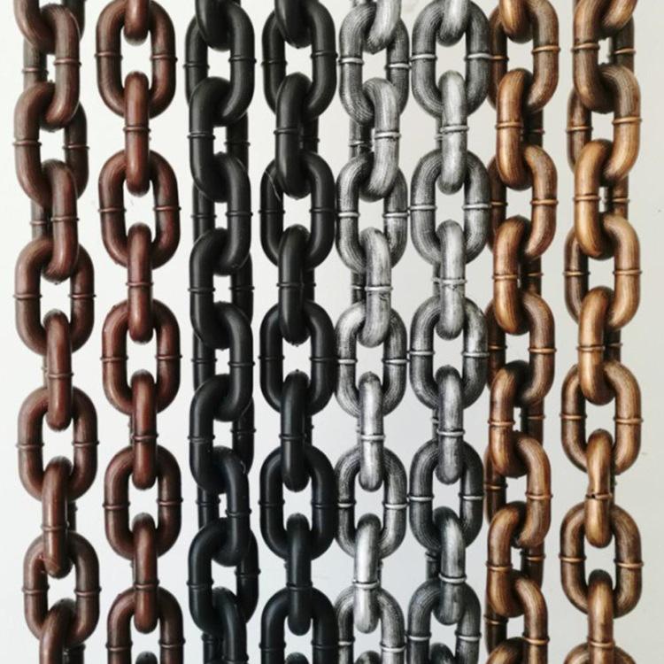 

Plastic Halloween Prop: Fake Iron Chains for Haunted House or Escape Room Medium Black 1.5m