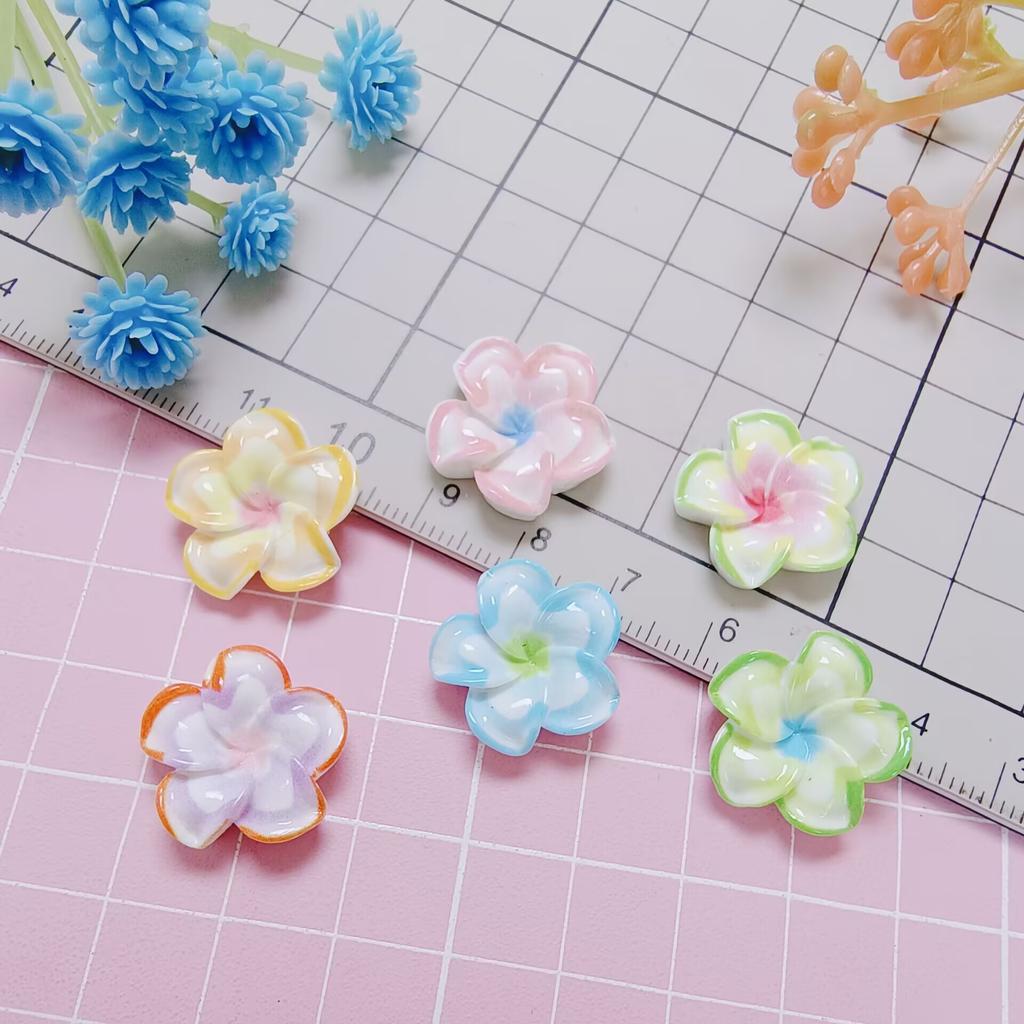 Bulk 100Pcs/Bag 18MM Colorful Plumeria Flower Cabochons Flatback Summer Florals Slime Charms Beads for Phone Case Decoration