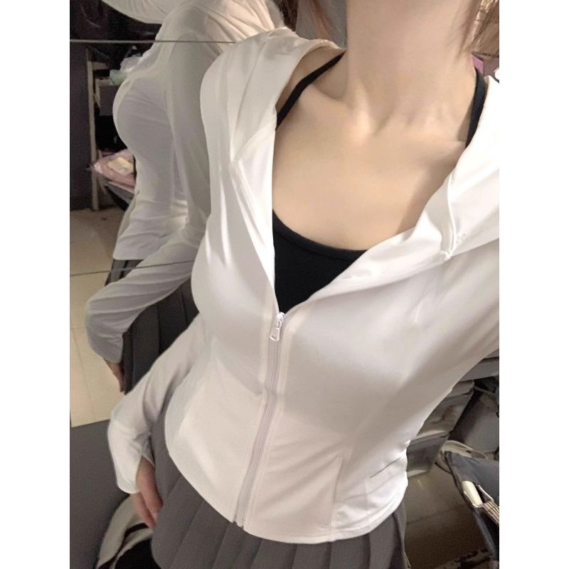 

Черная одежда из ледяного шелка для защиты от солнца для женщин, летняя тонкая, новая 2025 года, облегающая, для похудения, для йоги, топ, спортивная верхняя одежда White M(47.50 kg-52.50 kg)