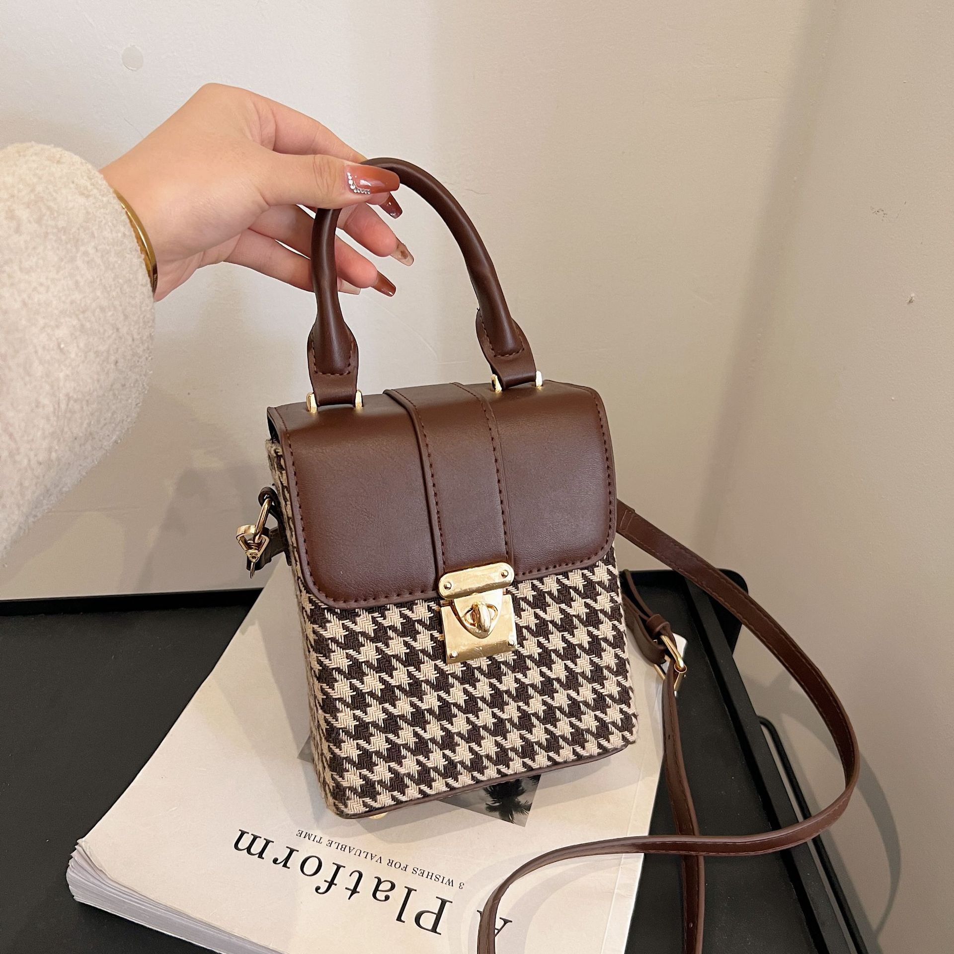 Французская нишевая дизайнерская сумка — фото 12