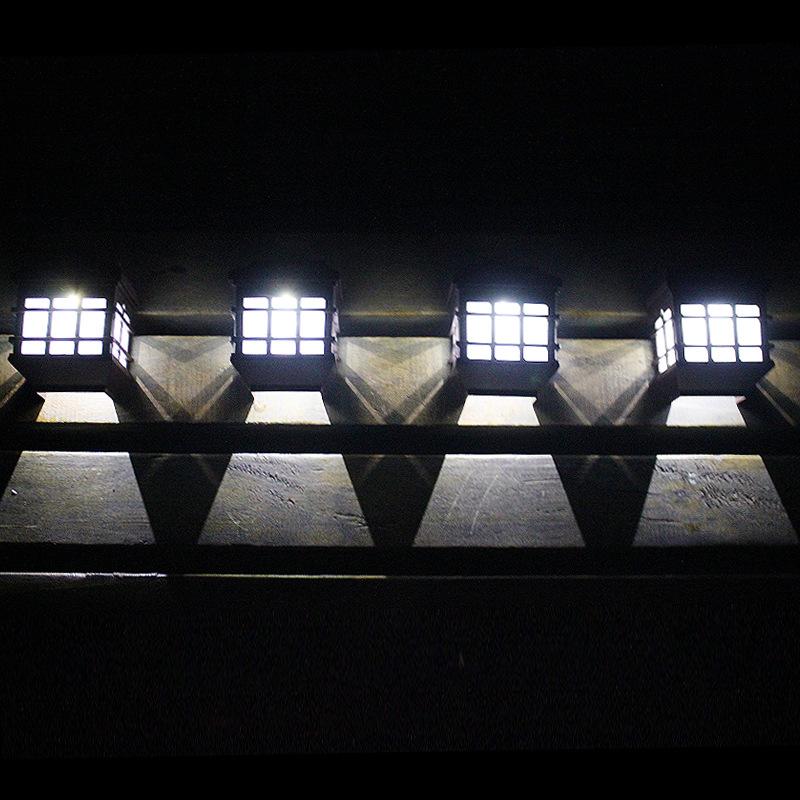 Retro Led Solar Wall Lights Outdoor Waterproof Solar Fence Light for Garden Pathway Courtyard Hotel Driveway Patio Pathway Lamp