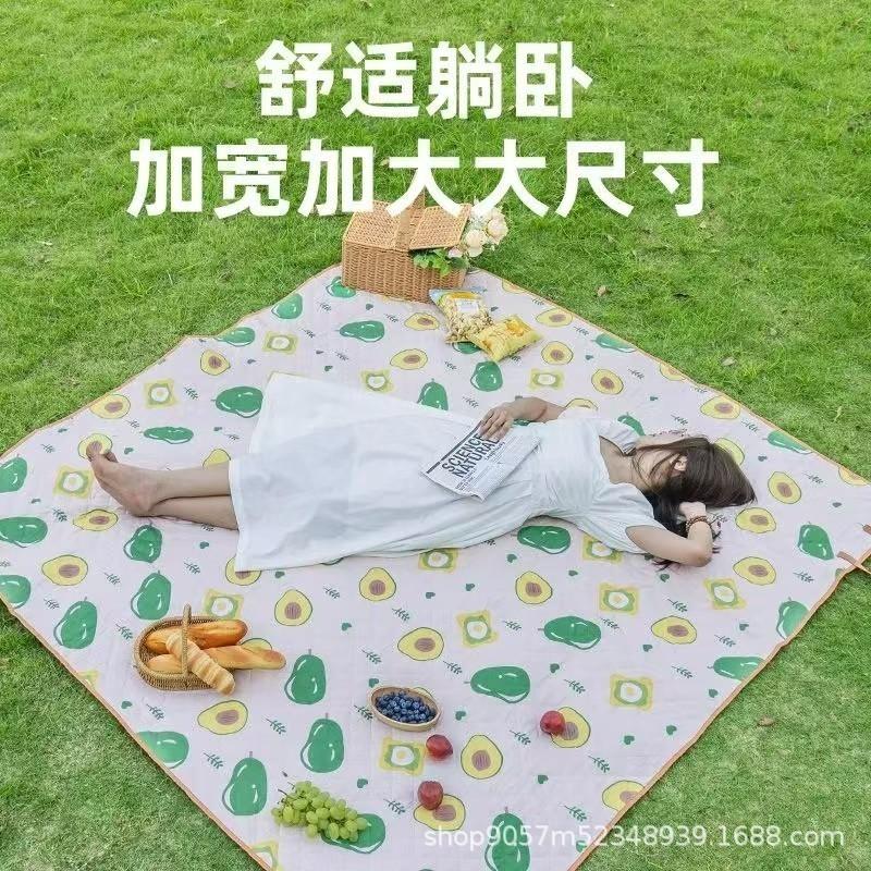 Heavy Duty Waterproof Picnic Blanket Camping Outdoor Use 2x2m Ultra Thick Anti-Slip Moisture Proof Mat